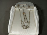 Fit for a Glamorous Occasion - thumbnail 13 of 20