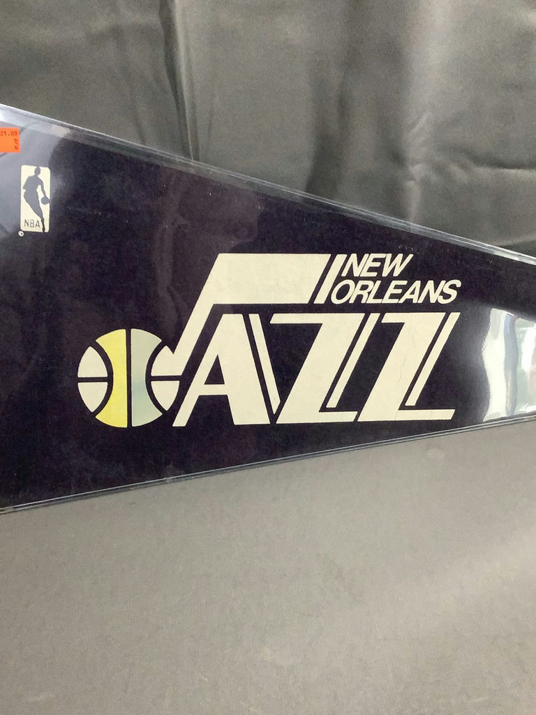 Vintage Basketball Pennants - Rockets / Spurs / Jazz / Hawks - image 1 of 19