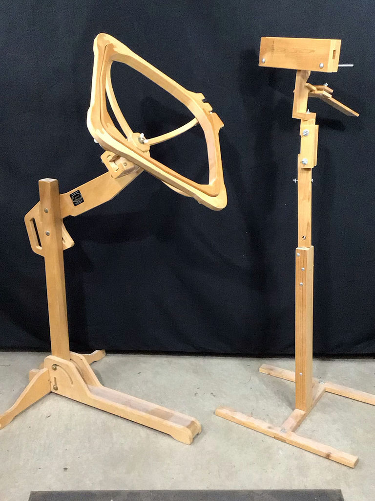 Grace Company Craft Hoop & Craft Bracket Stands - image 1 of 8