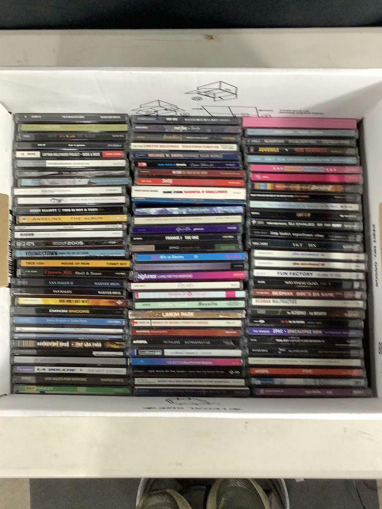 Miscellaneous Music CDs - image 1 of 8