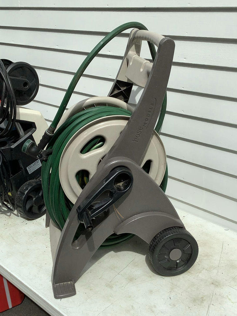 Pulsar 2000 PSI Pressure Washer & Hose Mobile with Garden Hose - image 4 of 5