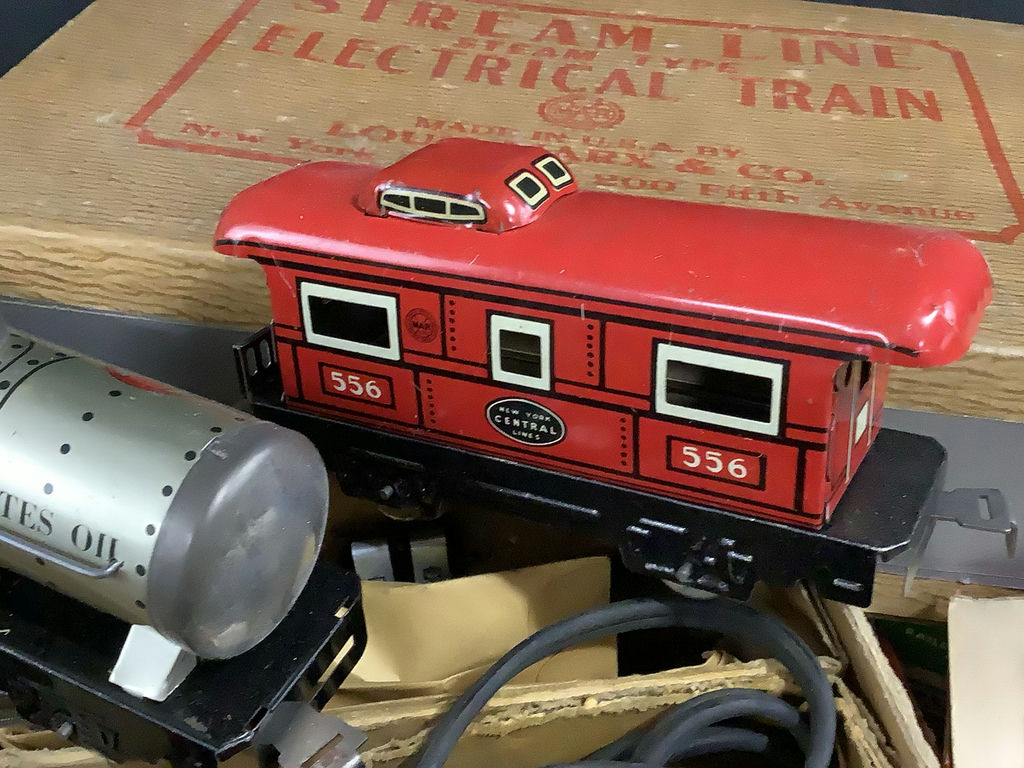 Louis Marx Train Set & More - image 1 of 23
