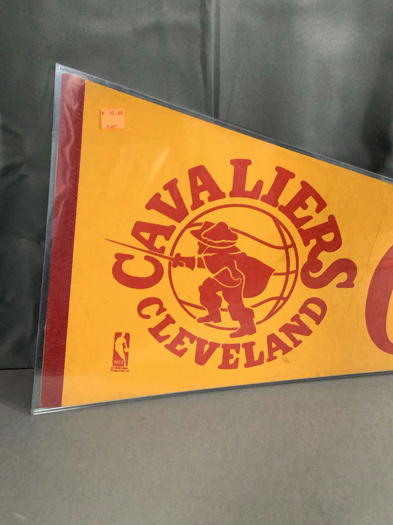 Vintage Basketball Pennants - Bucks / Cavaliers / Pistons / Bulls - image 1 of 14