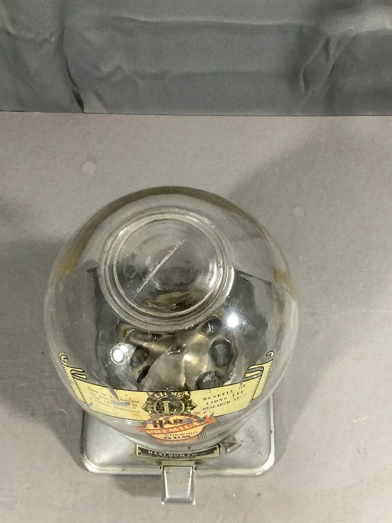 Vintage Hart Gum Co. Gumball Machine - image 6 of 11