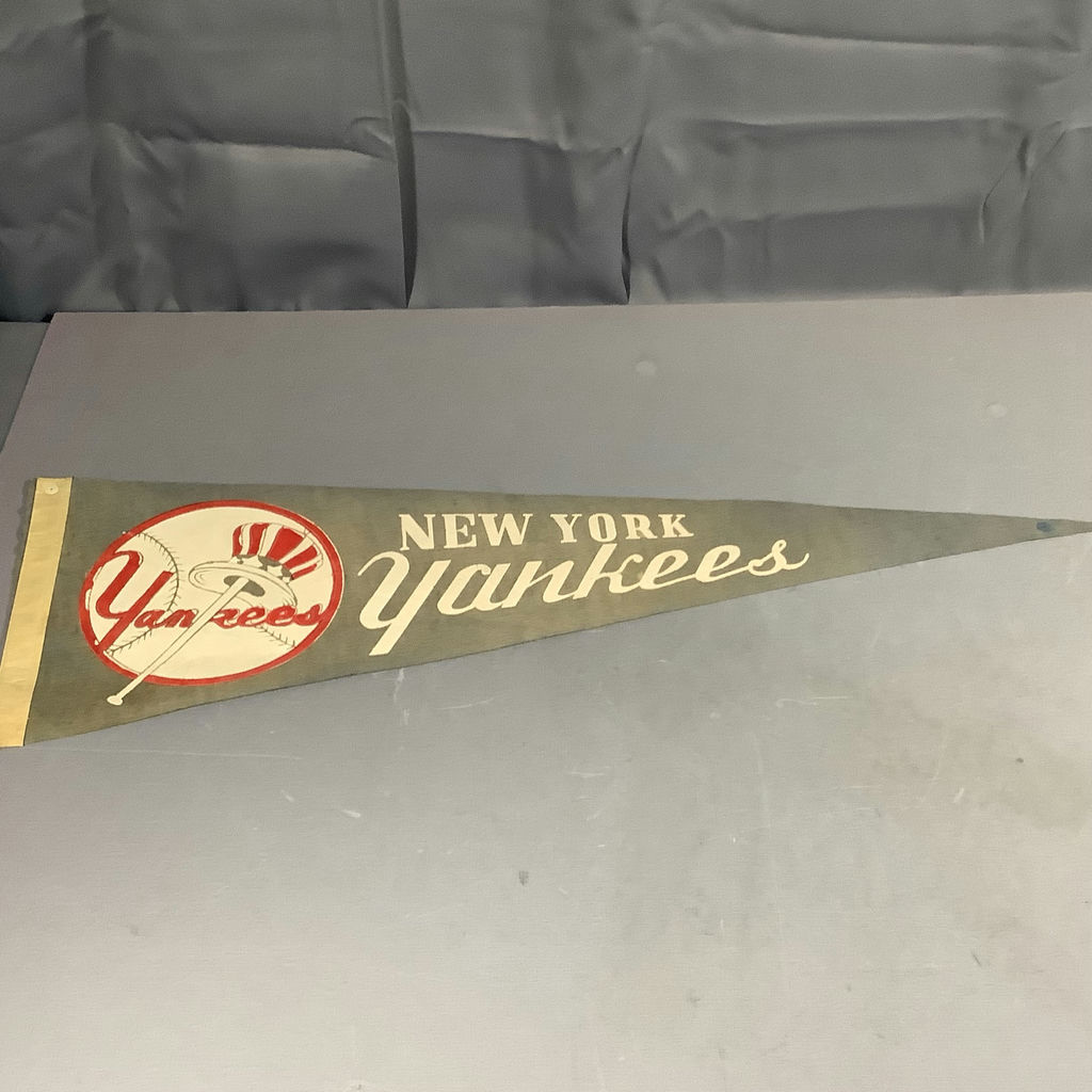 Vintage Baseball Pennants - Yankees / Dodgers - image 15 of 20