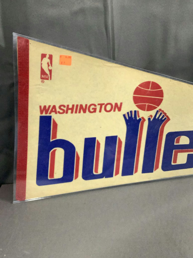 Vintage Basketball Pennants - Bullets / Knicks / Nets - image 4 of 11