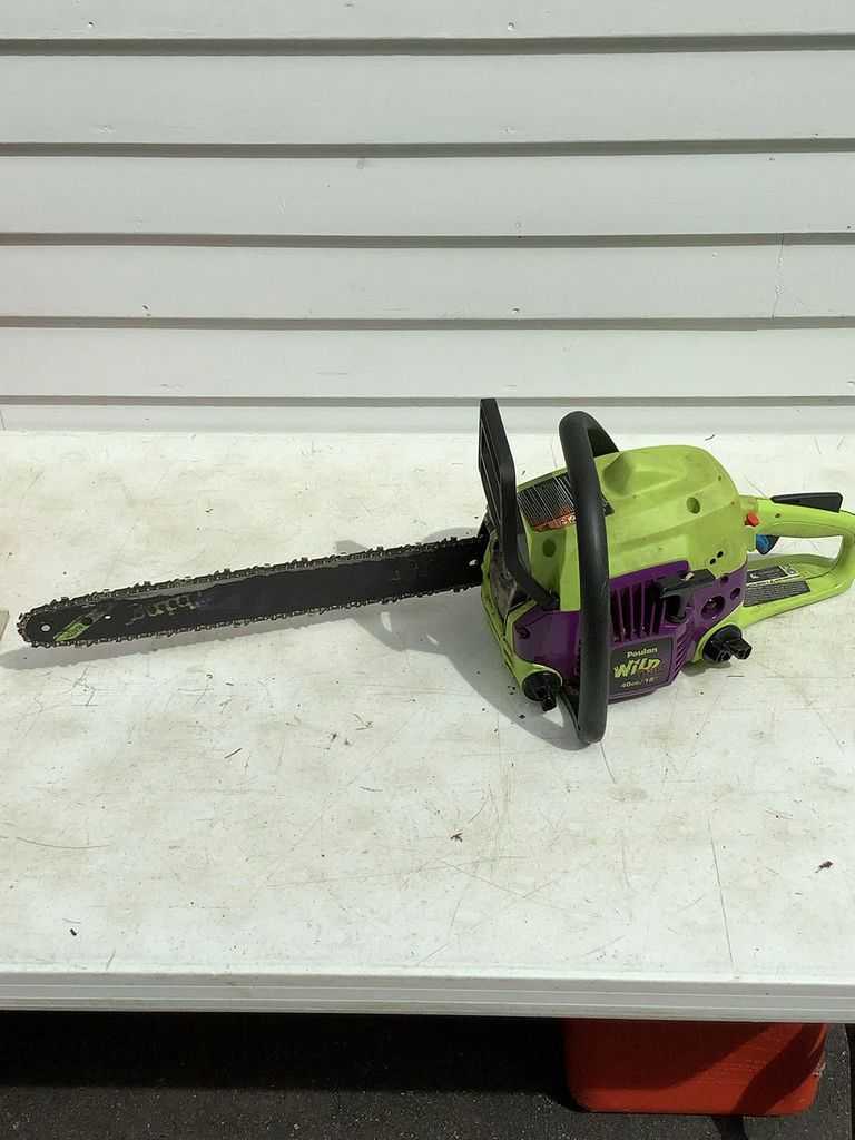 Poulan Wild Thing P4018WT Chainsaw & More - image 2 of 5
