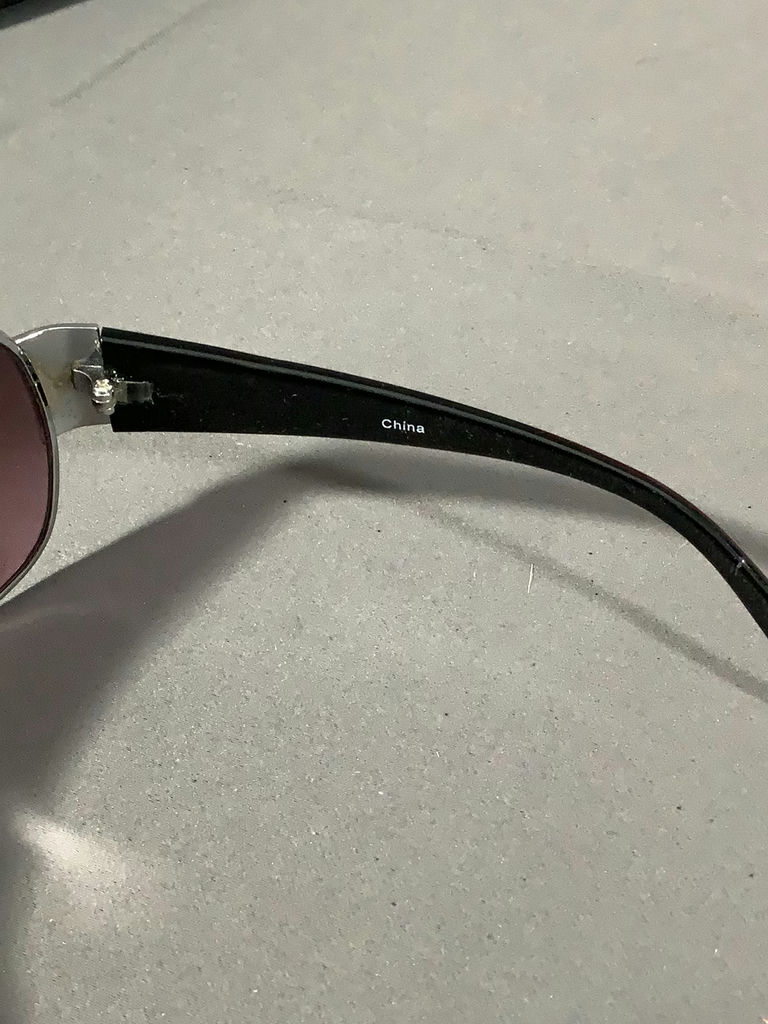 Kate Spade, Lancome, & More Sunnies and Bags - image 9 of 13