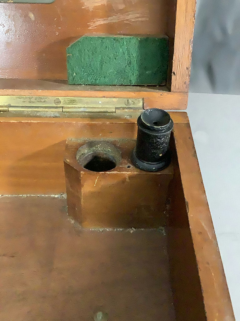 Antique Hezzanith Sextant w/Wood Box - image 14 of 24