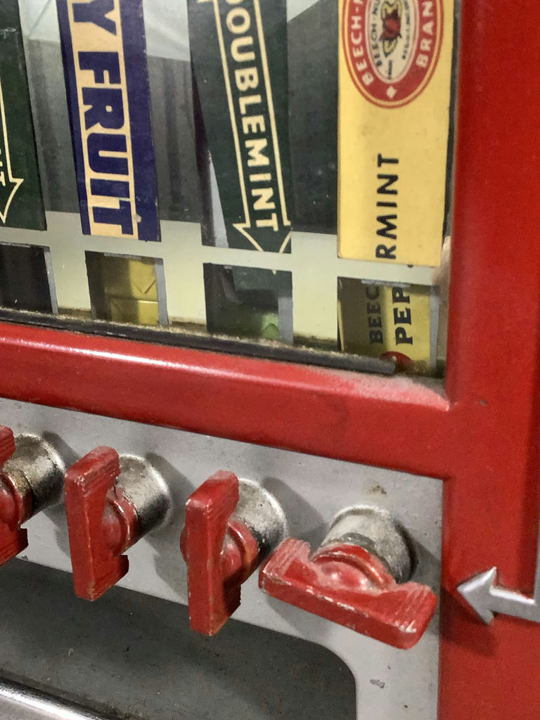 Vintage Row Gum/Mint Dispenser - image 4 of 11