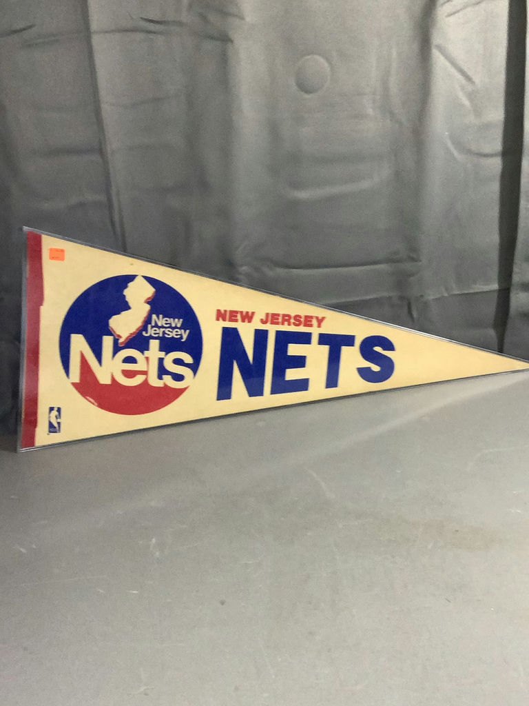 Vintage Basketball Pennants - Bullets / Knicks / Nets - image 8 of 11