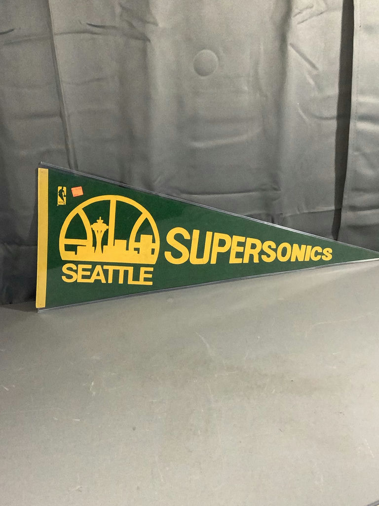 Vintage Basketball Pennants - Clippers / Lakers / Warriors / Supersonics / Trail Blazers - image 11 of 17
