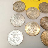 1964-P Kennedy Half Dollars (88+dwt) - thumbnail 6 of 9