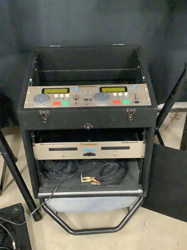 Cerwin-Vega Speakers w/ Numark CDN-34 DJ Rack System - image 2 of 8
