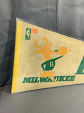 Vintage Basketball Pennants - Bucks / Cavaliers / Pistons / Bulls - thumbnail 4 of 14