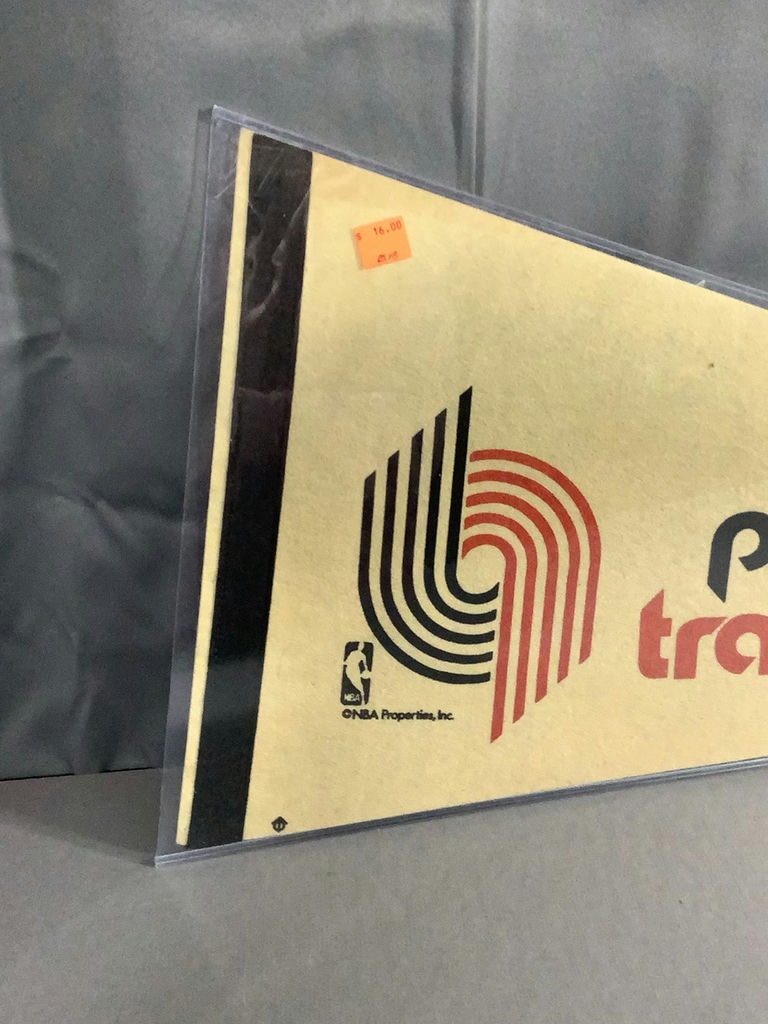 Vintage Basketball Pennants - Clippers / Lakers / Warriors / Supersonics / Trail Blazers - image 15 of 17