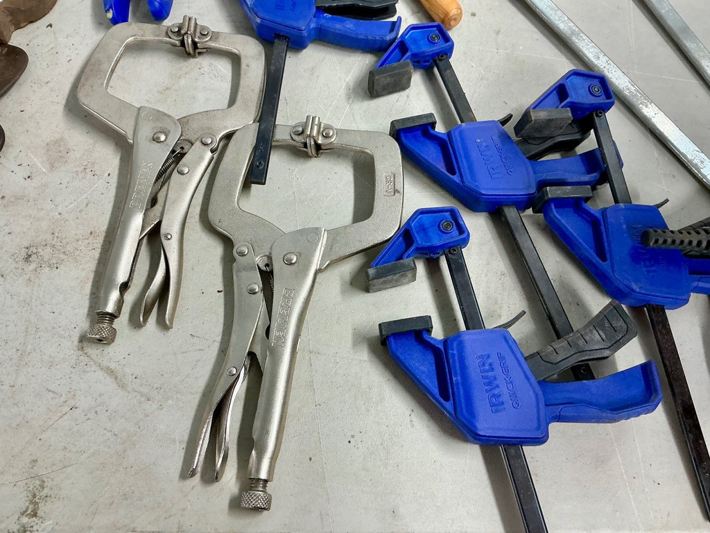 Assorted clamps and locking pliers - image 3 of 4