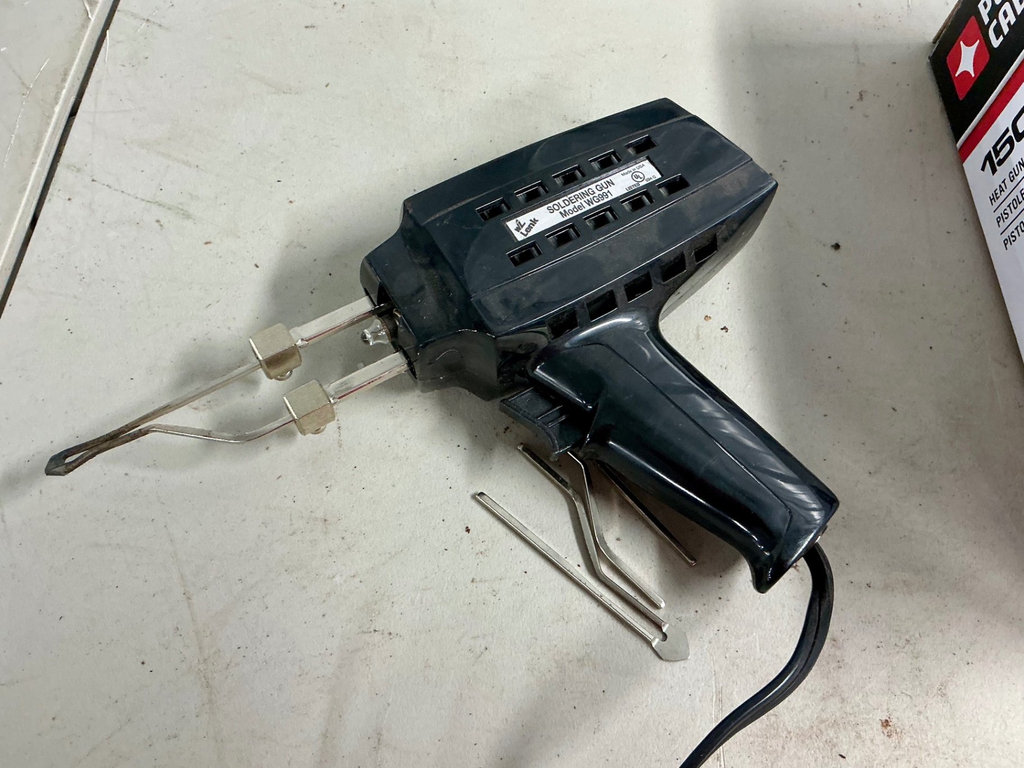 Porter-Cable heat gun and Weller soldering gun with accessories - image 3 of 4