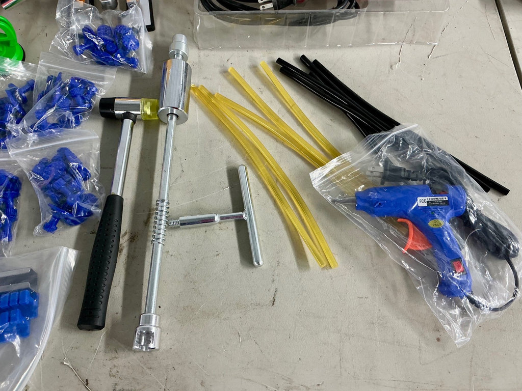 Electric body saw and Dent repair kit - image 4 of 4