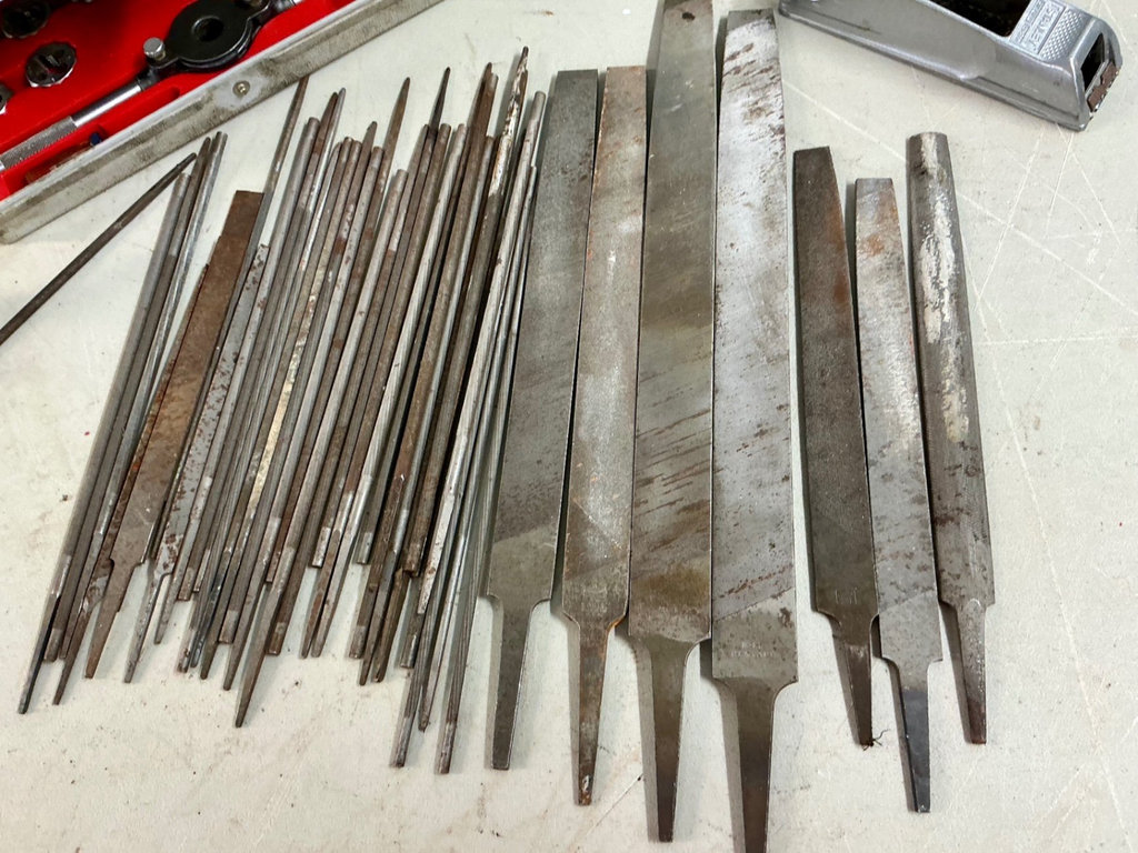 Assorted metalworking hand tools - image 5 of 6