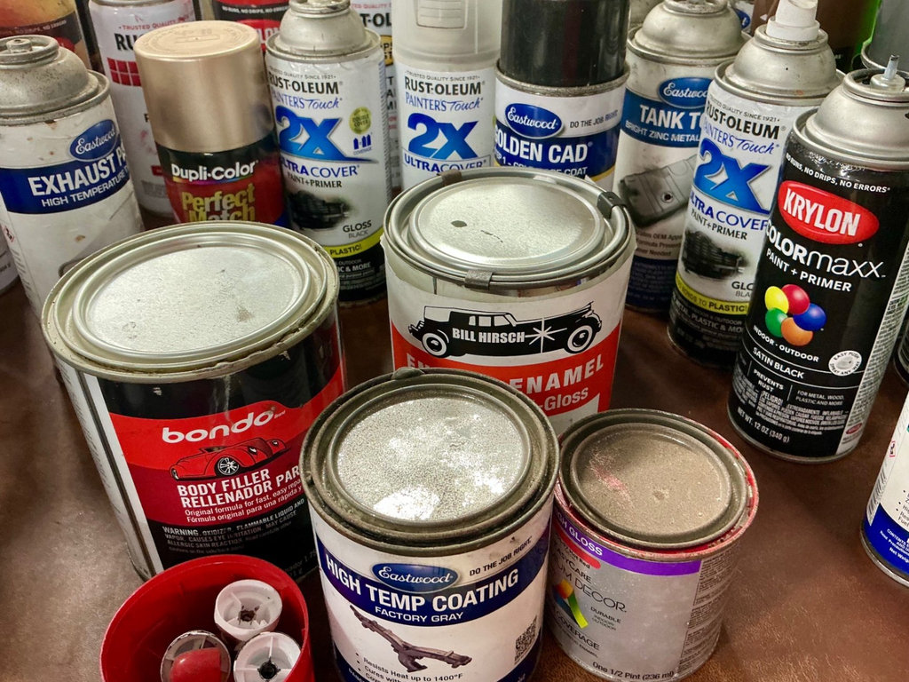 Assorted automotive spray paints and primers - image 9 of 10