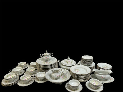 Hutschenreuther Selb Bavaria China Set - Image 1 of 9