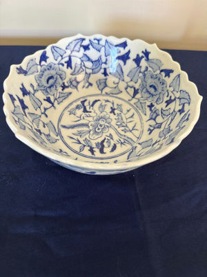 Vintage Asian ceramic Blue and white porcelain bowl - Image 1 of 3