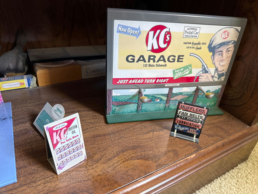 KC's Garage Gas Station Miniature Playset - image 2 of 3