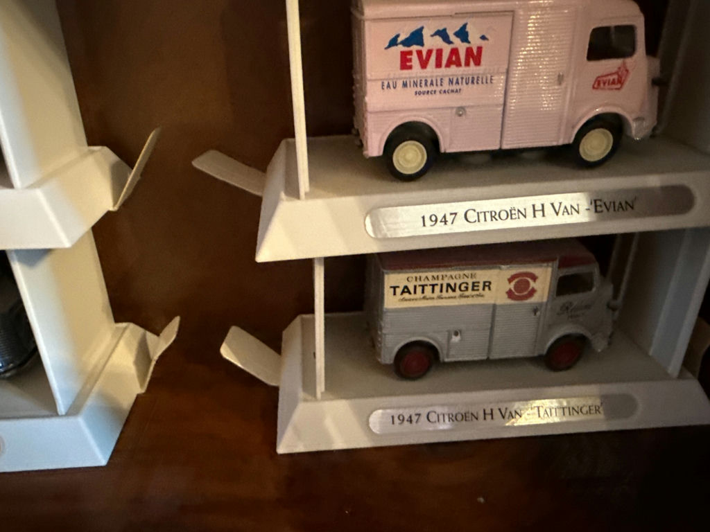 1947 Citroën H Van promotional toy delivery vans - image 3 of 5