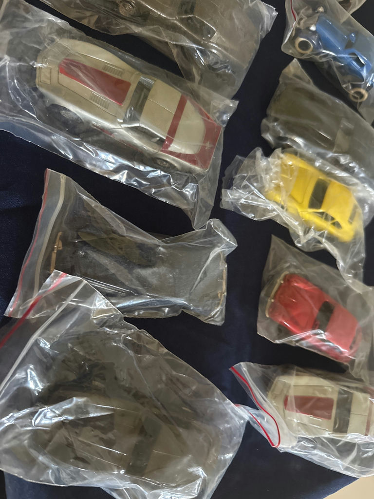 Assorted die-cast toy cars in plastic bags - image 2 of 4