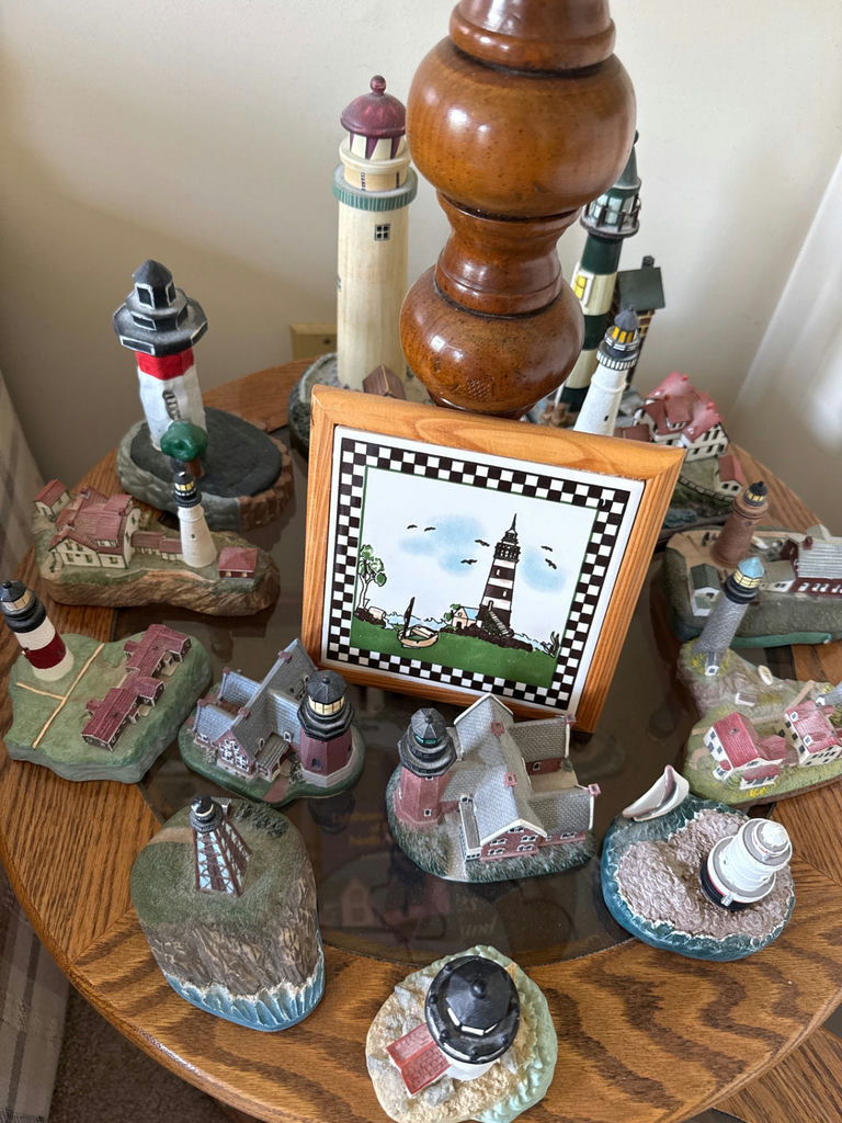 Lighthouse-themed miniature collection with framed print - image 1 of 6