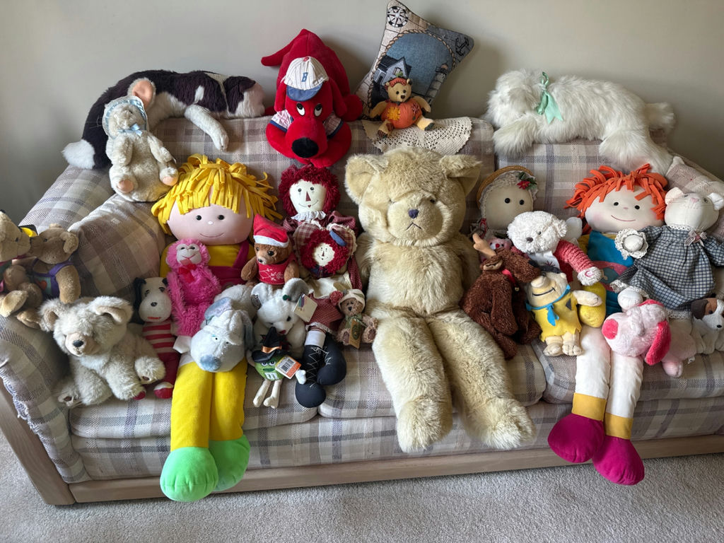 The Gangs All Here - Collection of plush toys and dolls - image 1 of 2