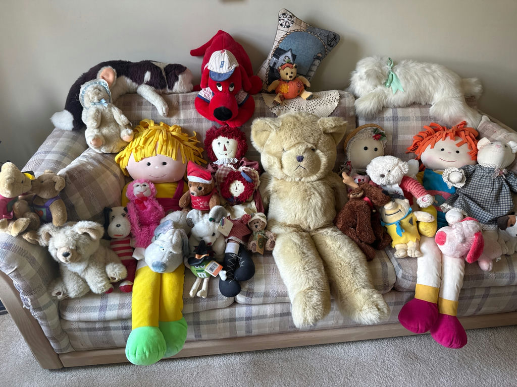 The Gangs All Here - Collection of plush toys and dolls - image 2 of 2