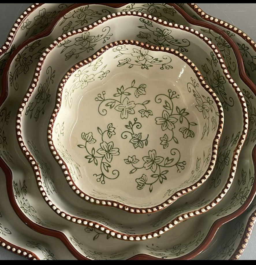 Temptations Bakeware - image 10 of 10