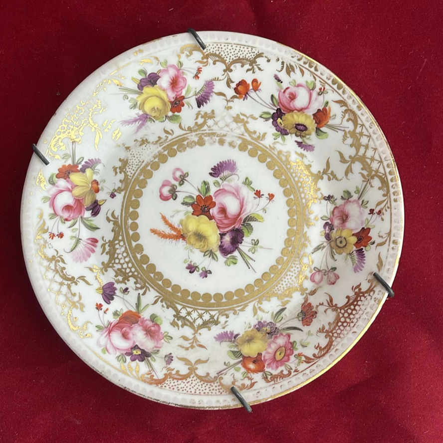 Vintage Royal Doulton And Royal Worcester Plates - image 16 of 18