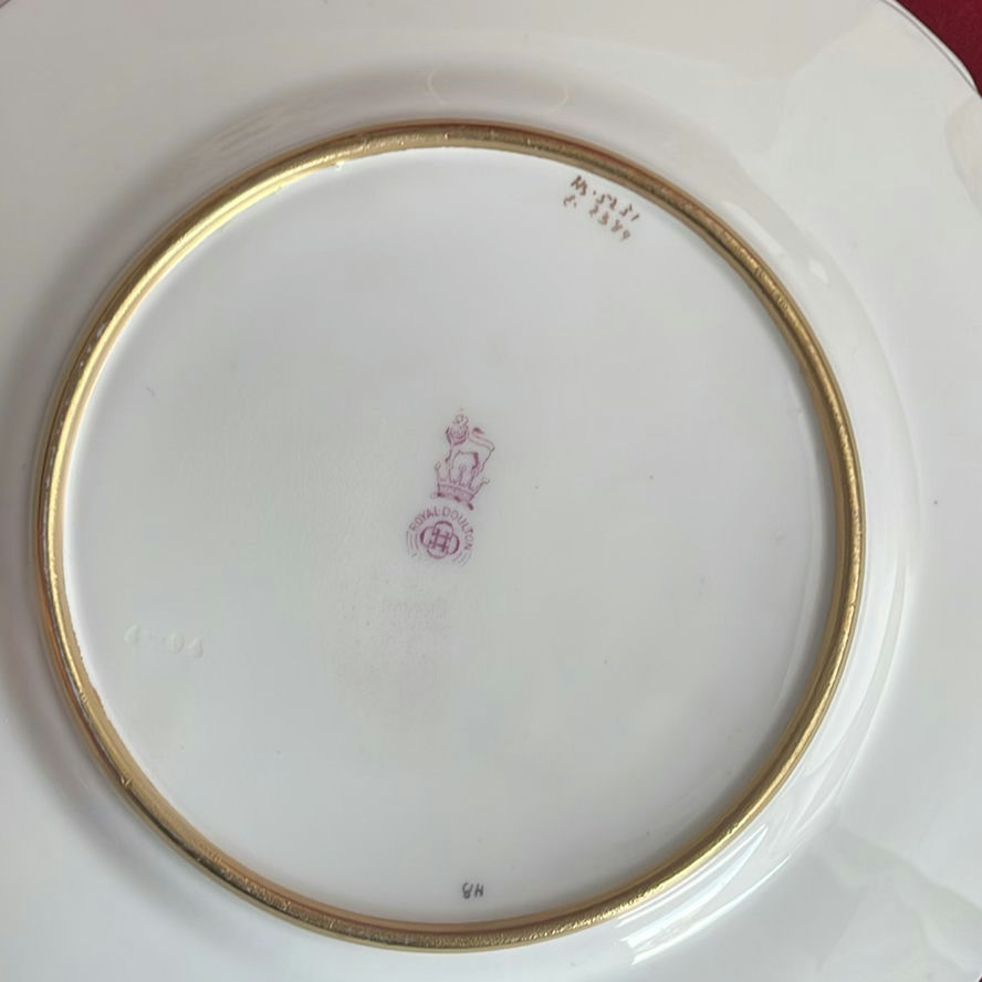 Vintage Royal Doulton And Royal Worcester Plates - image 9 of 18