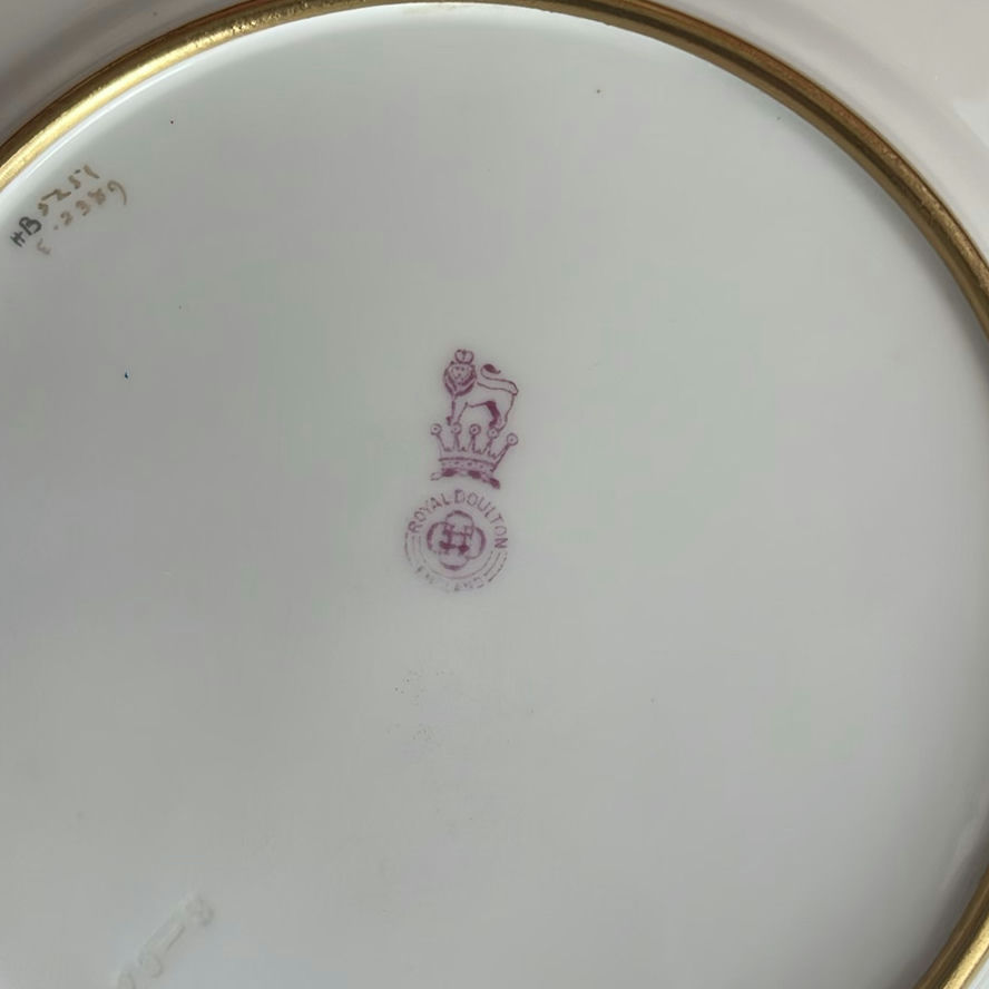 Vintage Royal Doulton And Royal Worcester Plates - image 4 of 18