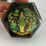 Handpainted Russian Lacquer Boxes - thumbnail 11 of 15