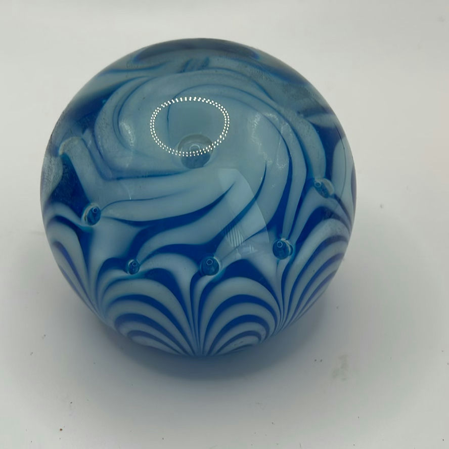 Karg, Skookum, Toan Klein And Demaine Paperweights - image 14 of 16