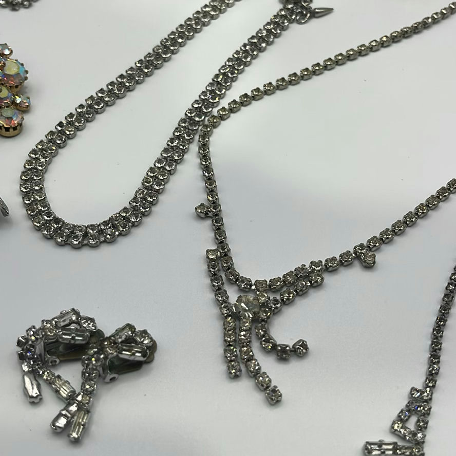 Various Vintage Jewelry - image 5 of 15