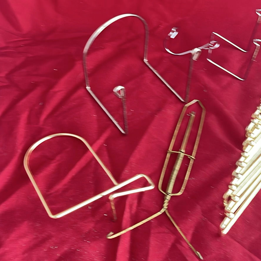 Wall Plate Hangers - image 2 of 6