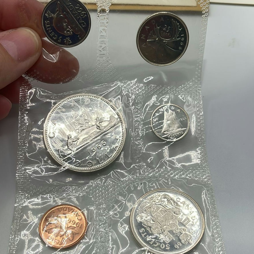 Canadian Uncirculated Sets - image 7 of 9