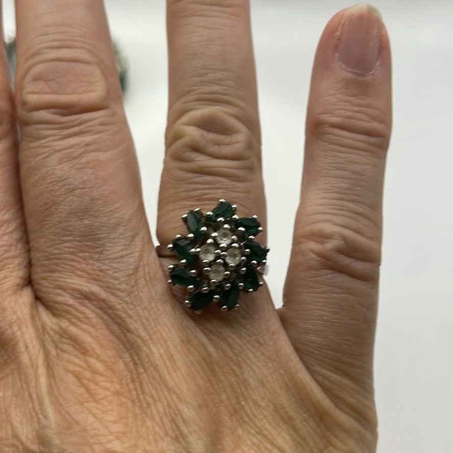 Green Stone Jewelry - image 10 of 10