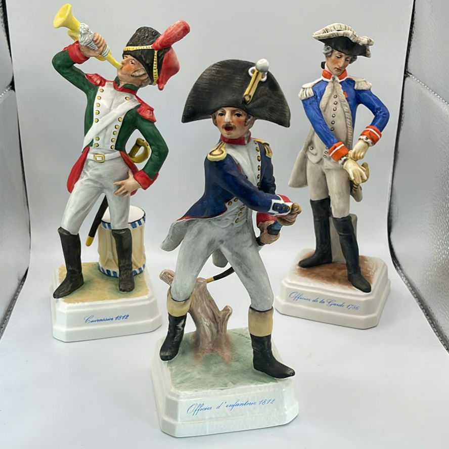 Goebel Soldiers Depicting French Napoleonic Soldiers - image 1 of 10