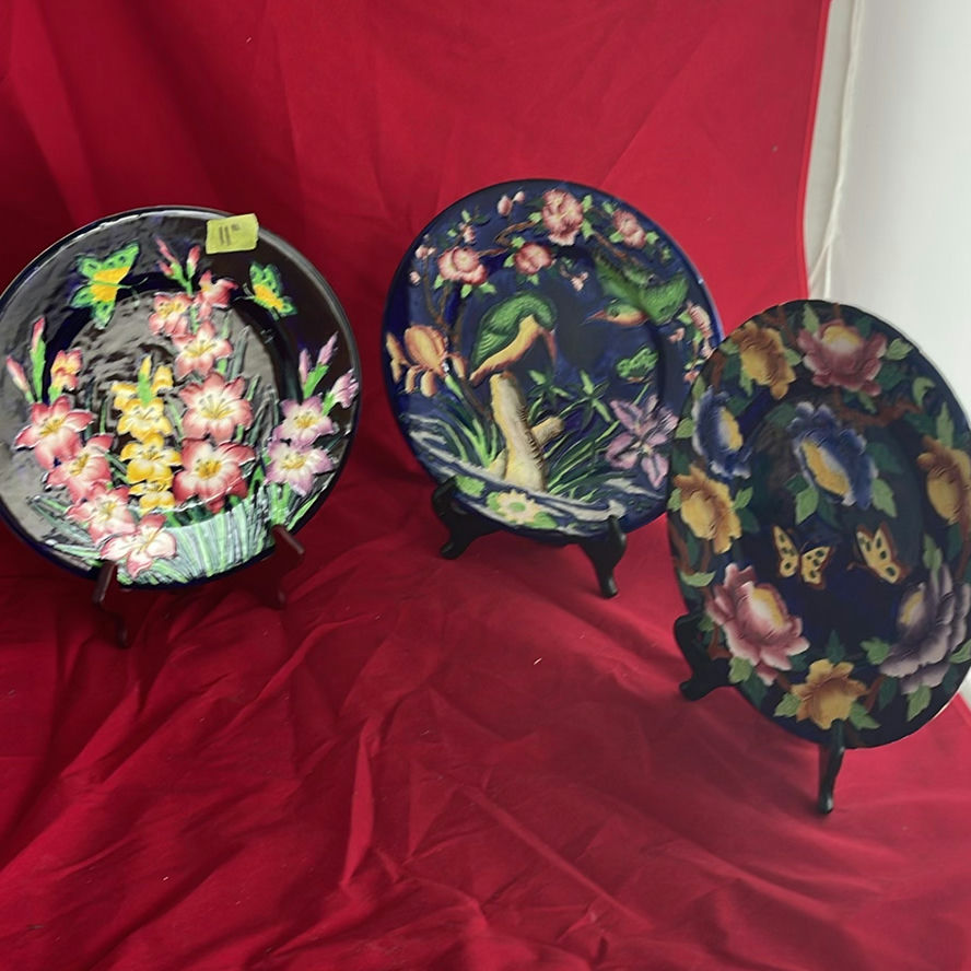 Vintage Maling Charger Plates - image 2 of 14