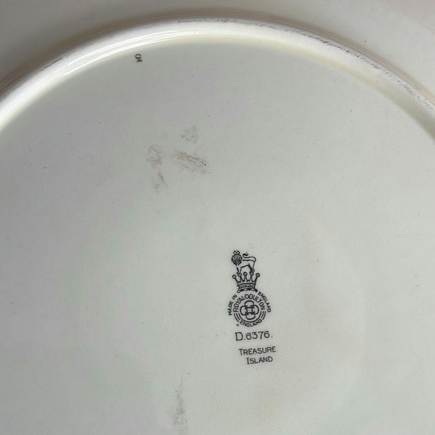 6 Vintage Plates - image 15 of 15