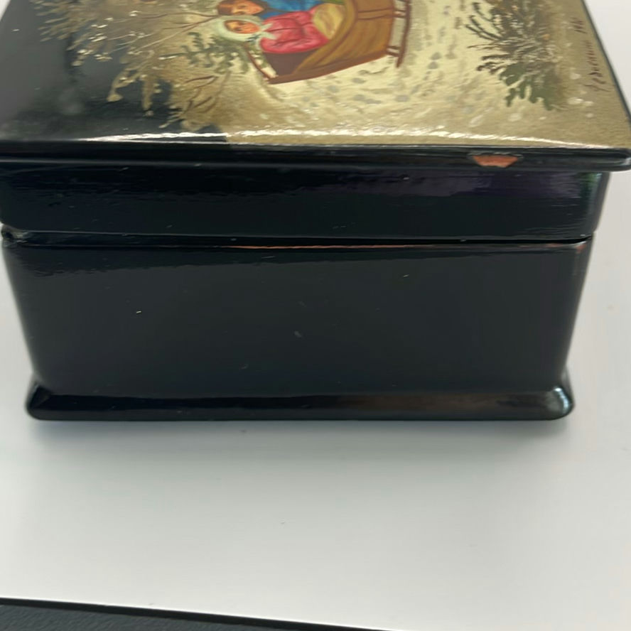 Fedoskino Russian Lacquer Box 1980 - image 6 of 8
