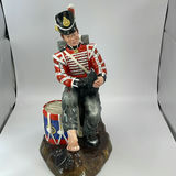 Royal Doulton Drummer Boy HN 2679 - thumbnail 4 of 10