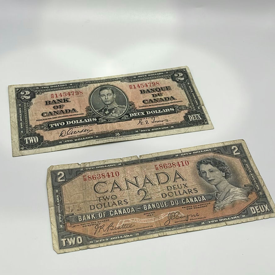 Canadian Vintage $2 Bills - image 1 of 17