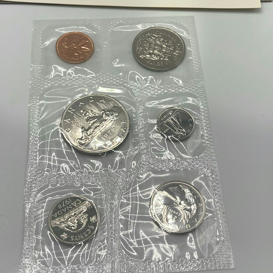 Canadian Uncirculated Sets - image 4 of 9